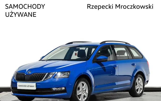 samochody osobowe Skoda Octavia cena 69900 przebieg: 73879, rok produkcji 2018 z Leśna